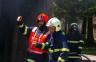 V Krnově vyhořela autodílna, jeden člověk se zranil