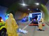 V klimkovickém tunelu byla simulována nehoda sanitky převážejícího pacienta nakaženého nebezpečnou nemocí  